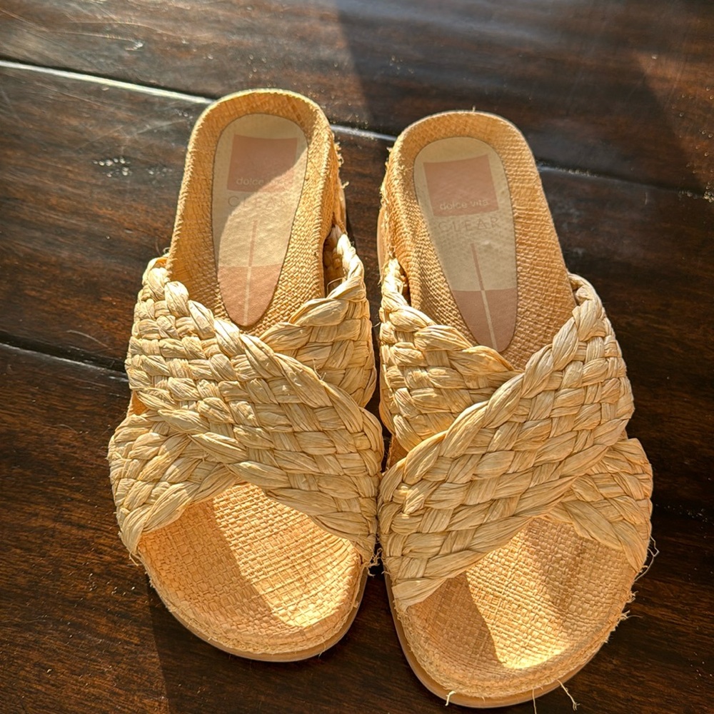 Dolce summer shoes that go with everything